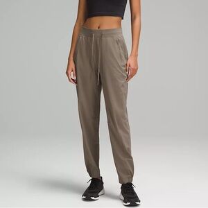 NWT Lululemon License to Train High-Rise Pant